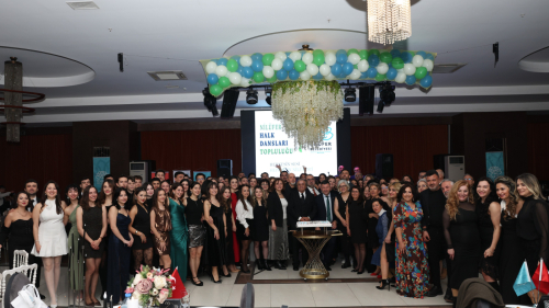 Nilüfer’in Kültür Elçilerinden Çeyrek Asırlık Gurur: 25 Yılın Mirası Sahnede!